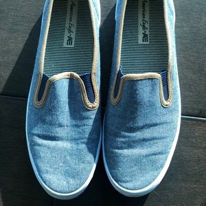 Women’s 7.5 Sneaker